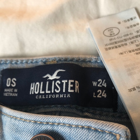 Hollister Blue Jeans - Picture 5 of 5